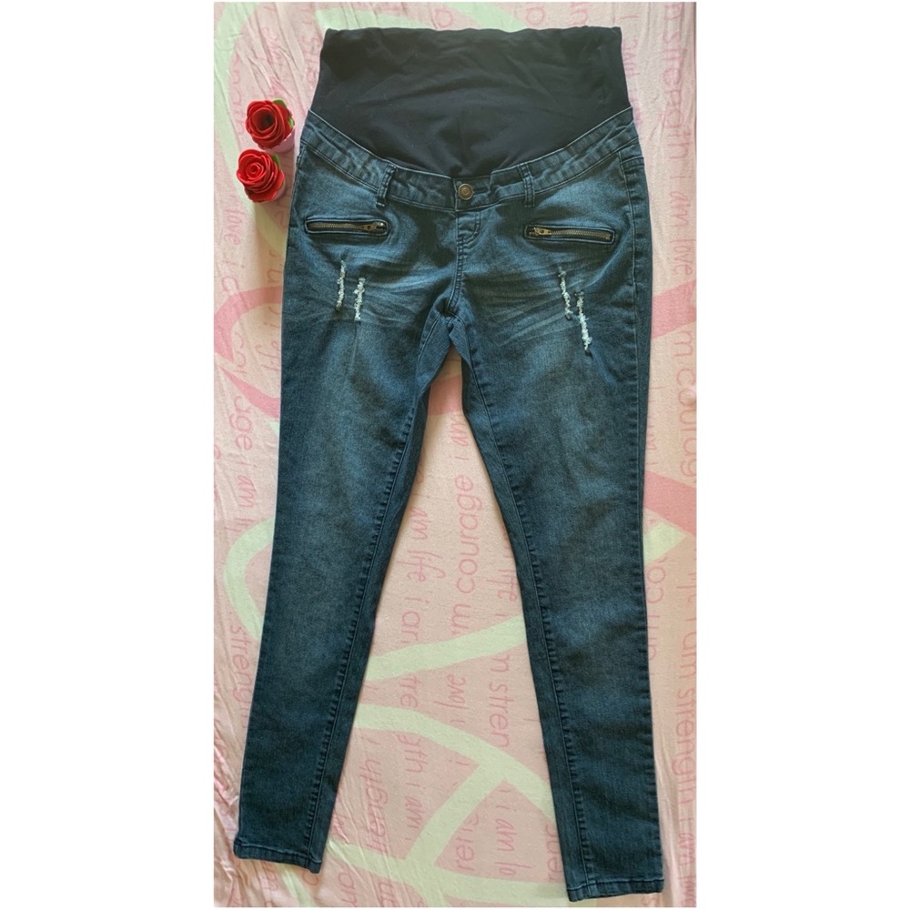 Planet Motherhood Jeans